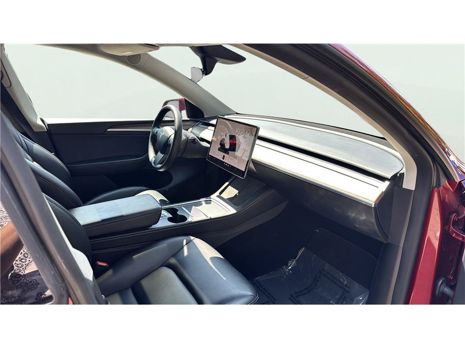 Used 2024 Tesla Model Y Performance AWD/4WD image 19