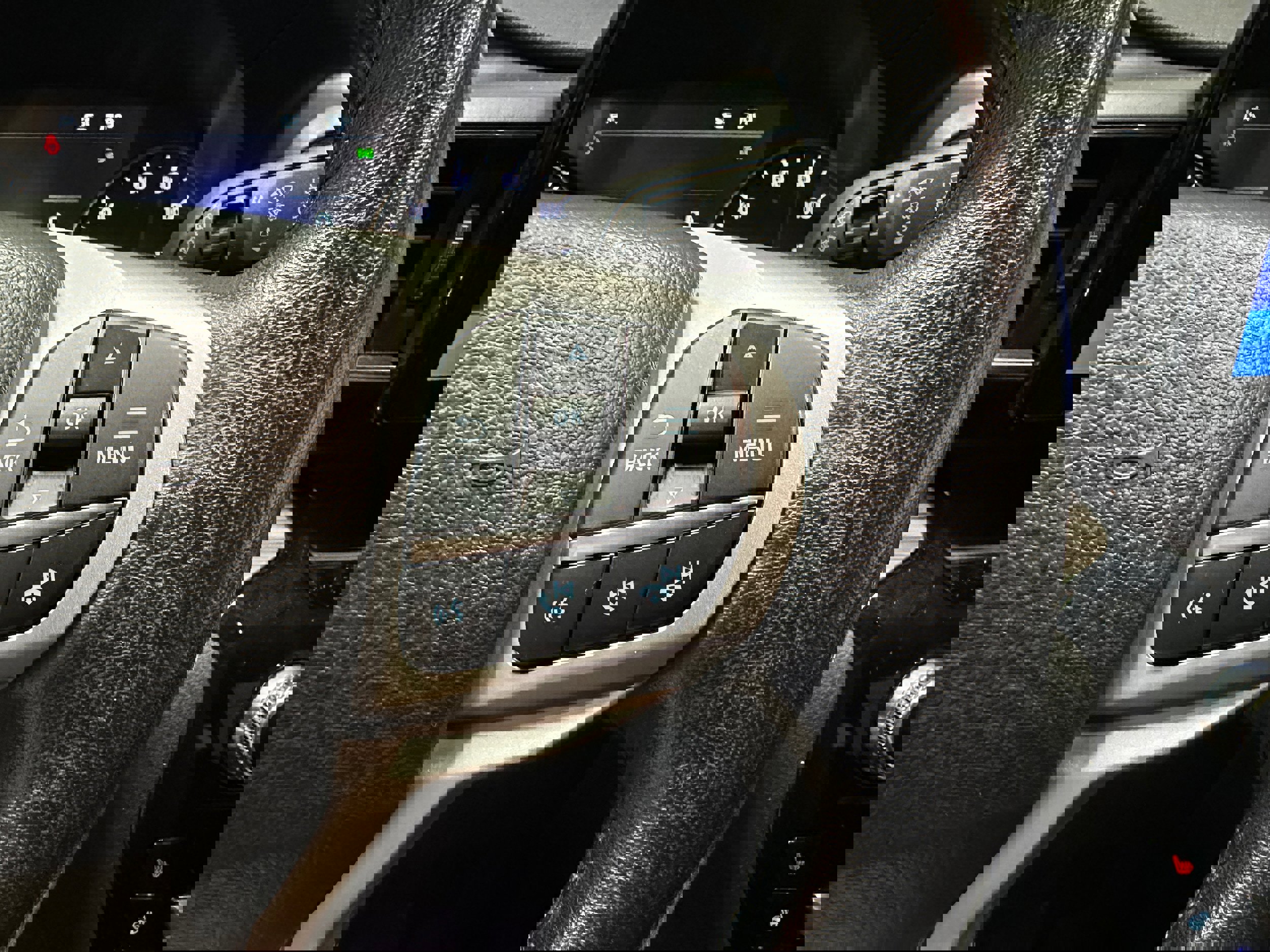 Certified 2023 Ford Explorer Limited w/ Equipment Group 301A image 16