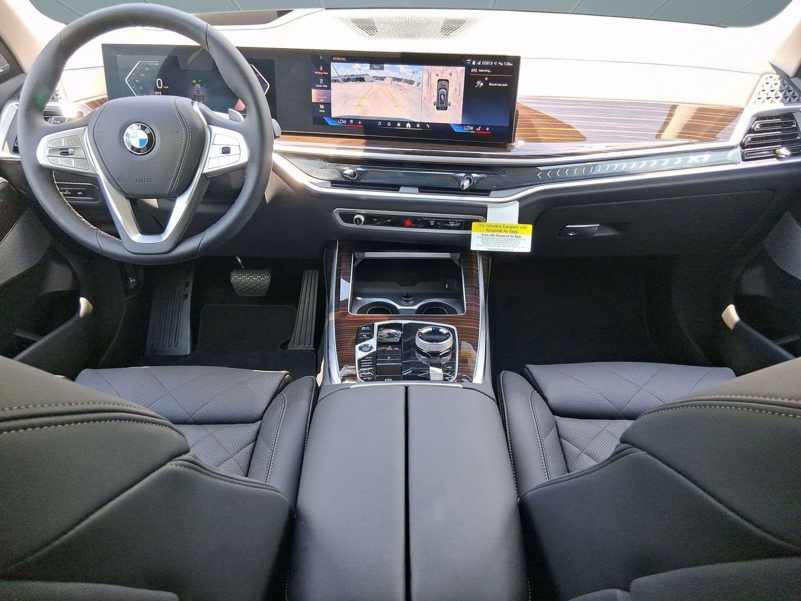 Used 2026 BMW X7 xDrive40i w/ Executive Package image 14