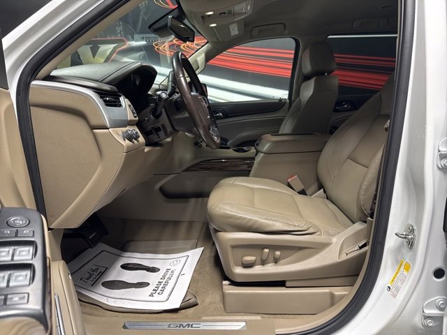 Used 2020 GMC Yukon XL SLT image 5