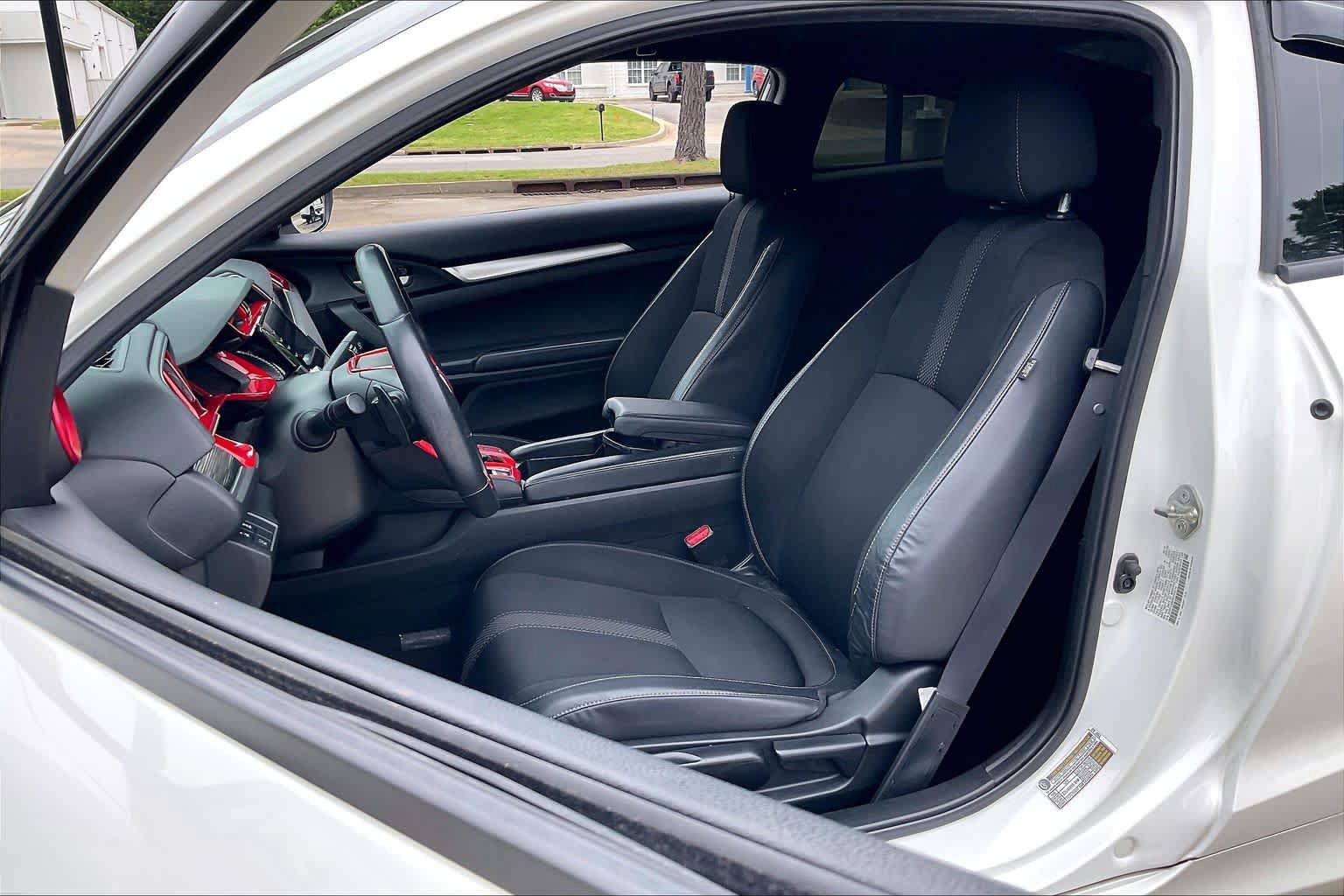 Used 2019 Honda Civic Sport image 8