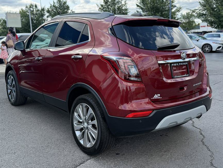 Used 2021 Buick Encore Preferred w/ Safety Package II FWD image 4