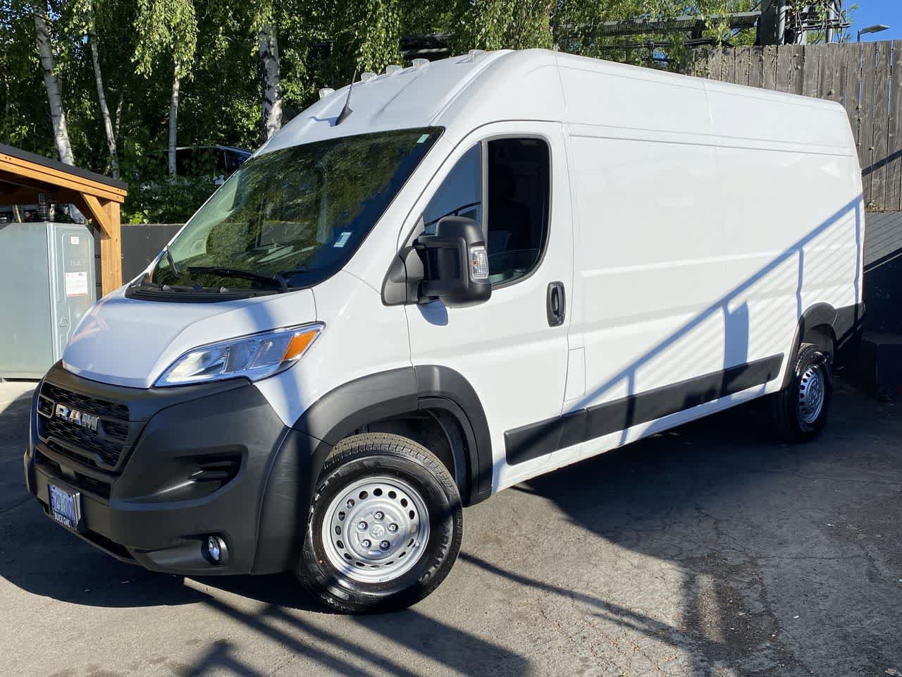 Used 2026 RAM ProMaster 2500 w/ Convenience Group FWD video 1