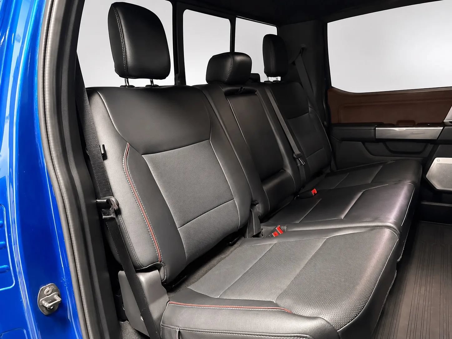 Used 2023 Ford F150 Lariat w/ Equipment Group 502A High AWD/4WD image 22