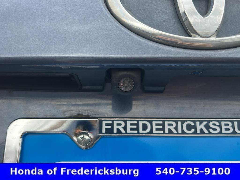 Used 2018 Toyota Highlander XLE image 11