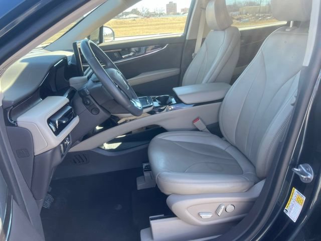 Used 2022 Lincoln Nautilus Reserve w/ Equipment Group 201A AWD/4WD image 9