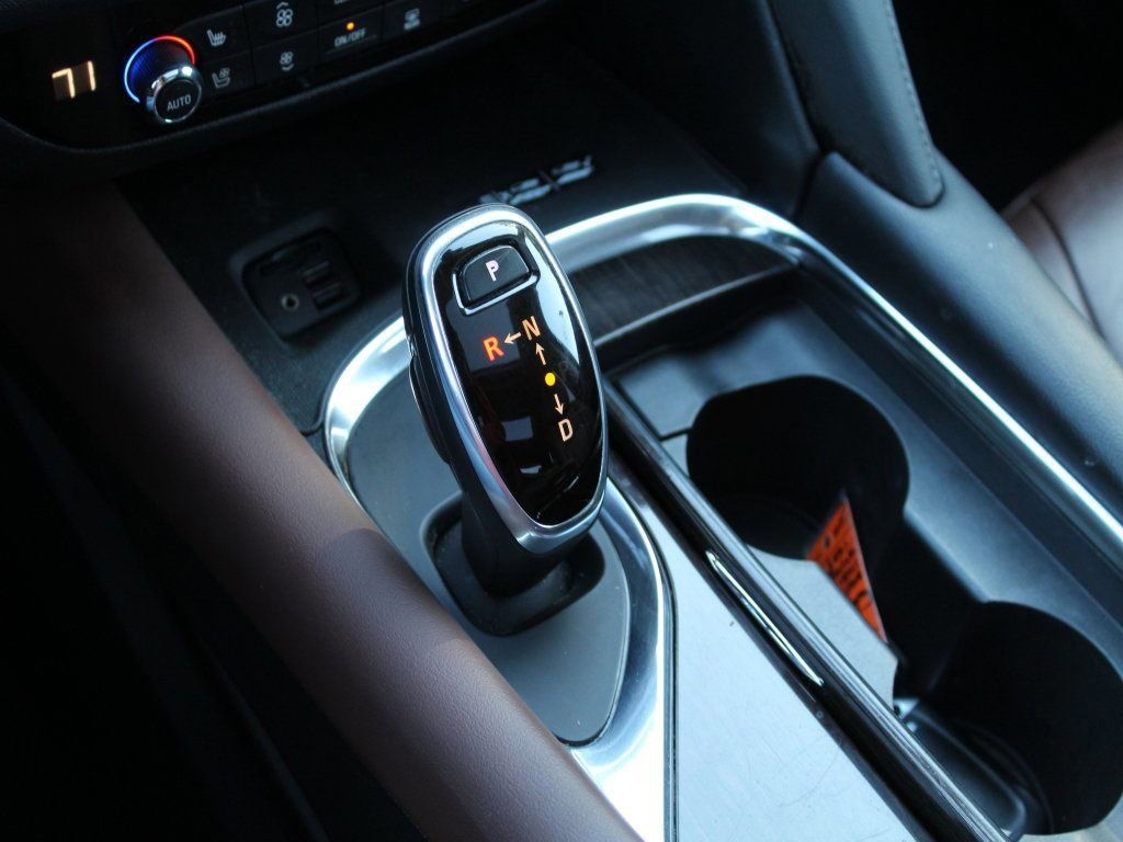 Used 2021 Buick Enclave Avenir w/ Avenir Technology Package image 20