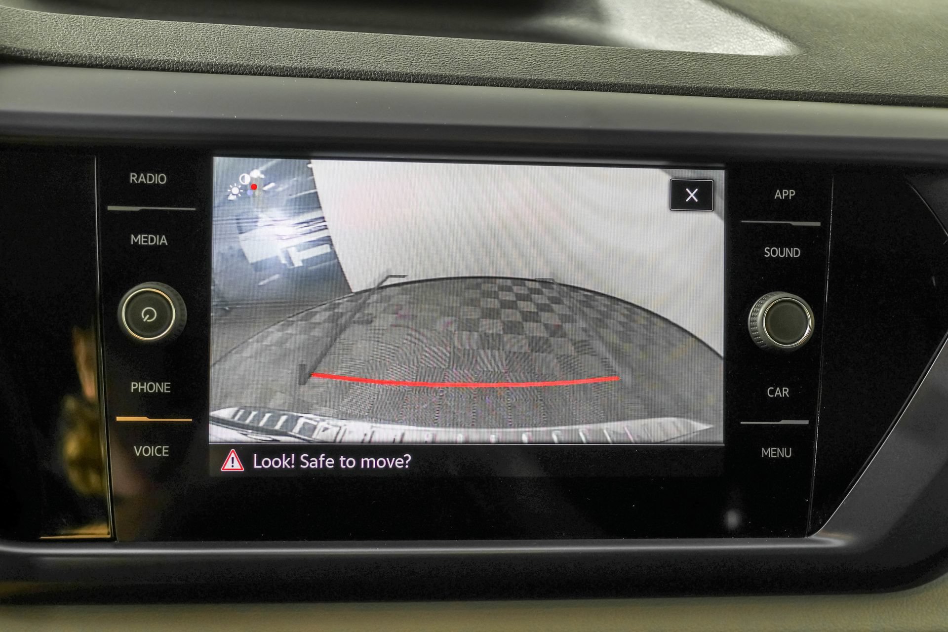 Used 2022 Volkswagen Taos SE AWD/4WD image 7