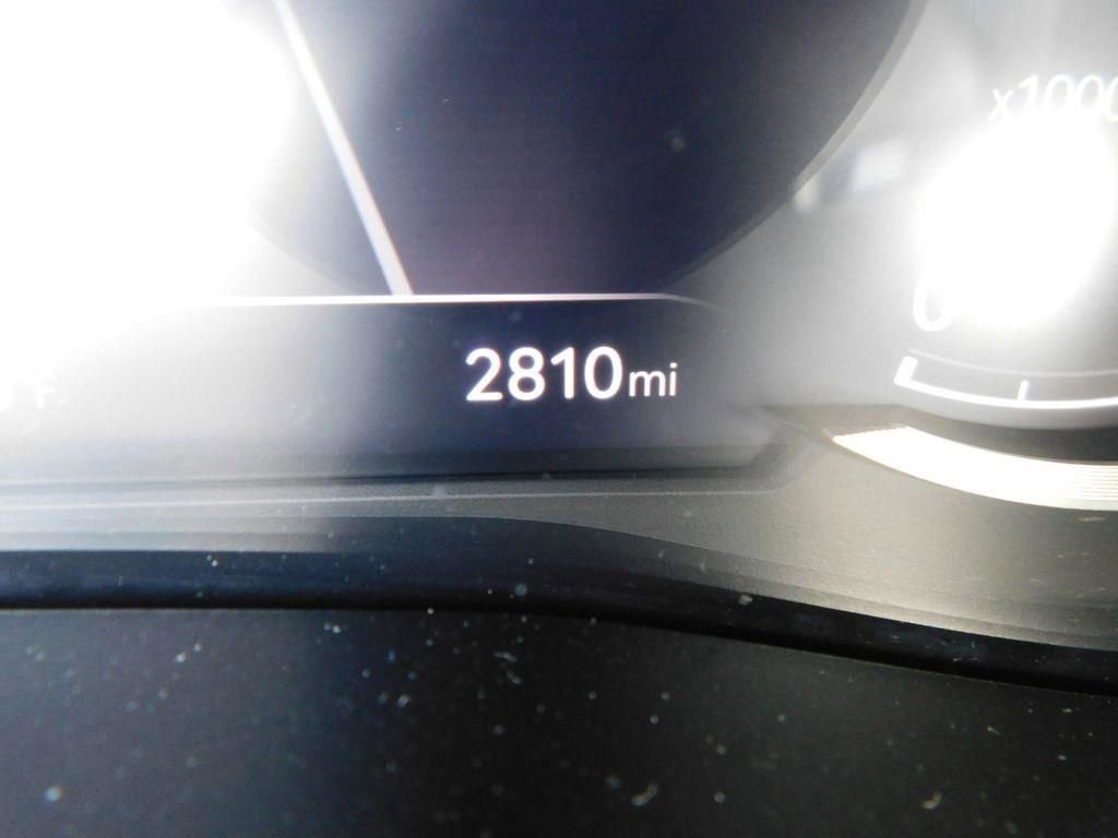 Used 2026 Genesis G70 2.5T Prestige image 31