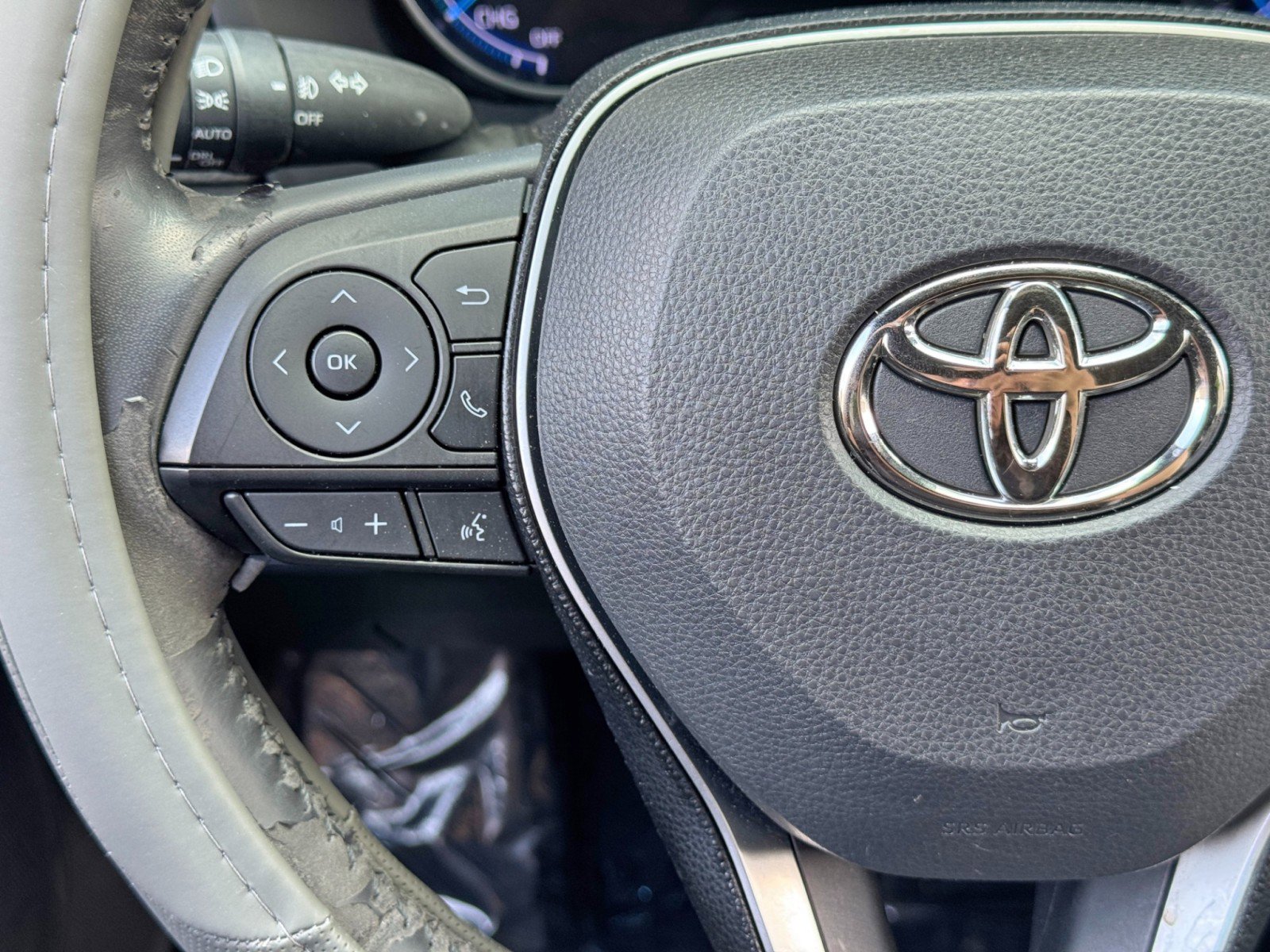 Used 2019 Toyota RAV4 XSE w/ XSE Weather Package AWD/4WD image 20