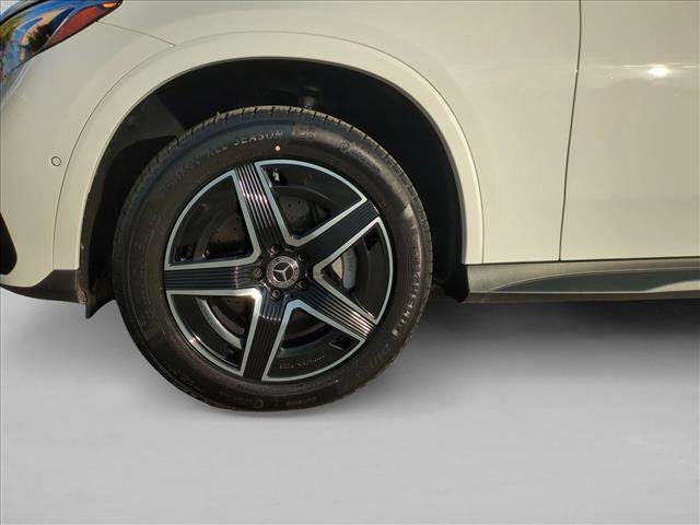 Certified 2025 Mercedes-Benz GLC 300 4MATIC image 23