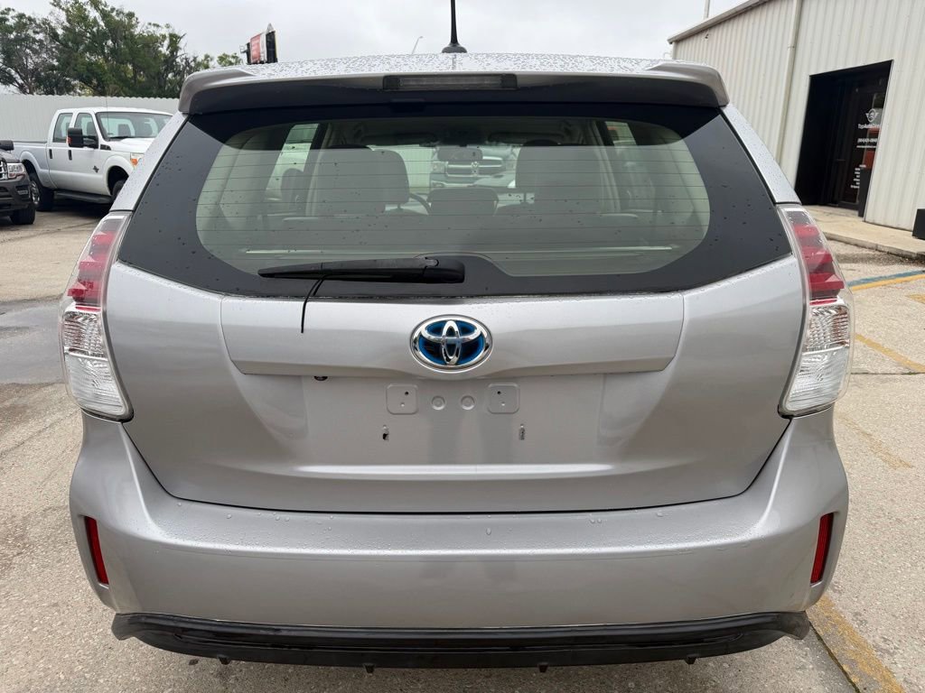 Used 2017 Toyota Prius V Four image 5