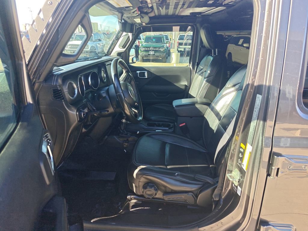 Used 2022 Jeep Gladiator Overland w/ Popular Equipment Package image 9