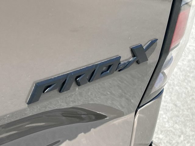 Used 2024 Nissan Frontier Pro-X RWD image 11
