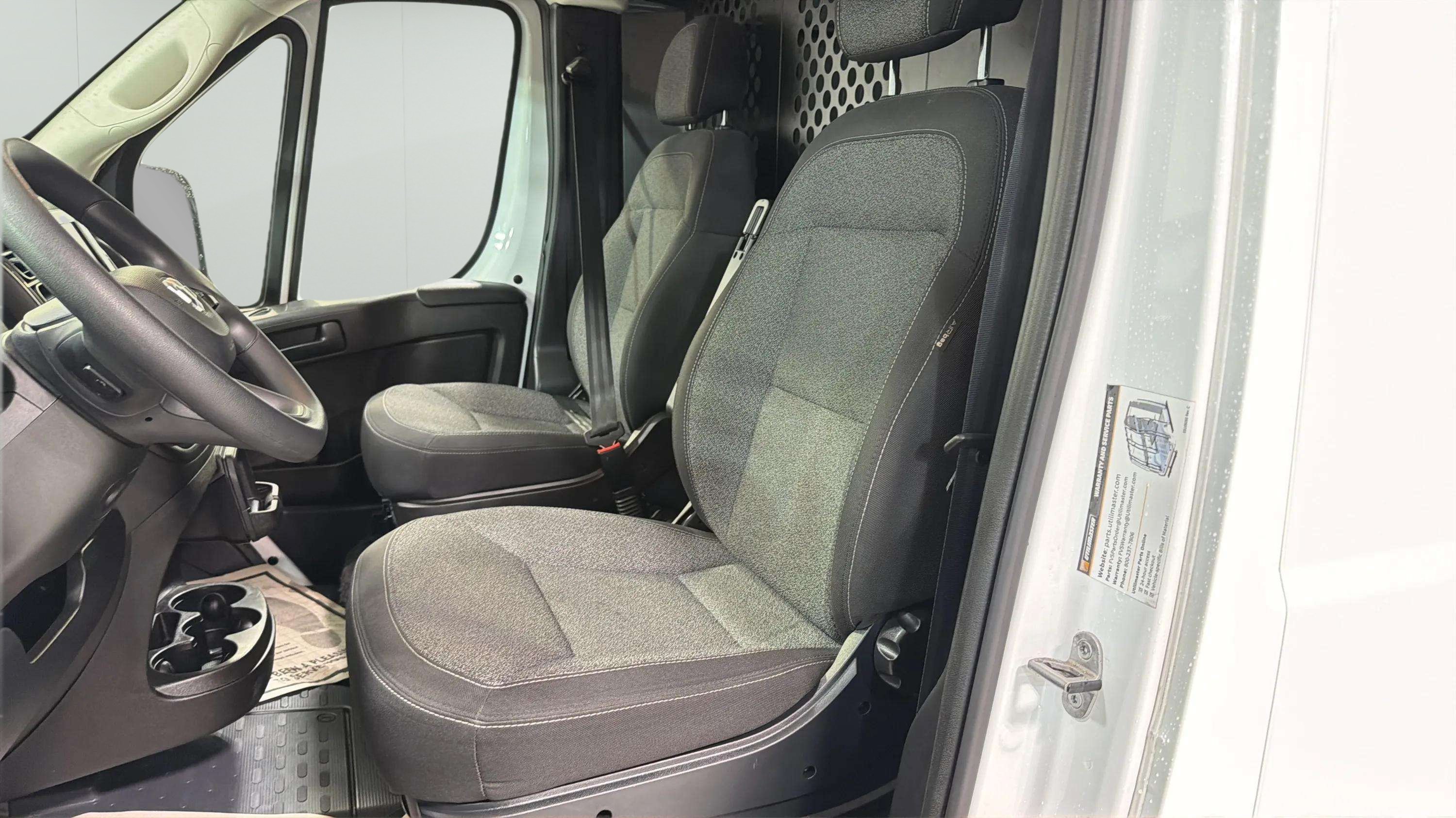 Used 2025 RAM ProMaster 2500 w/ U-Haul Equipment Group FWD image 20