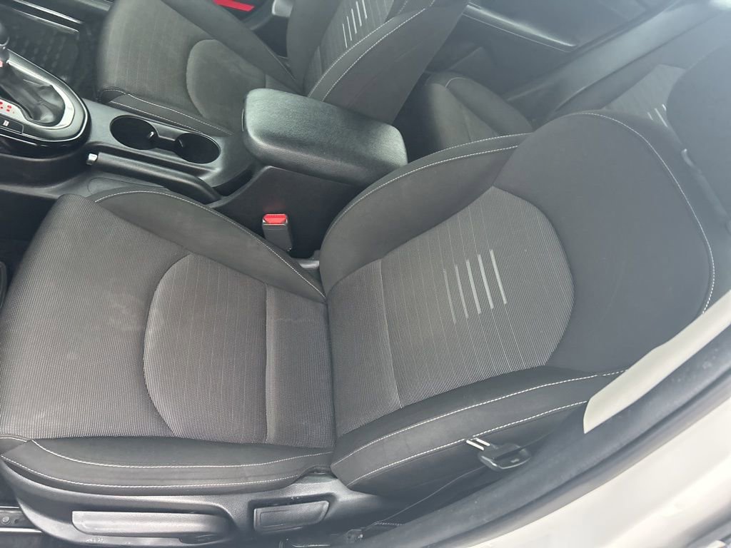 Used 2019 Kia Forte S w/ S Premium Package image 19