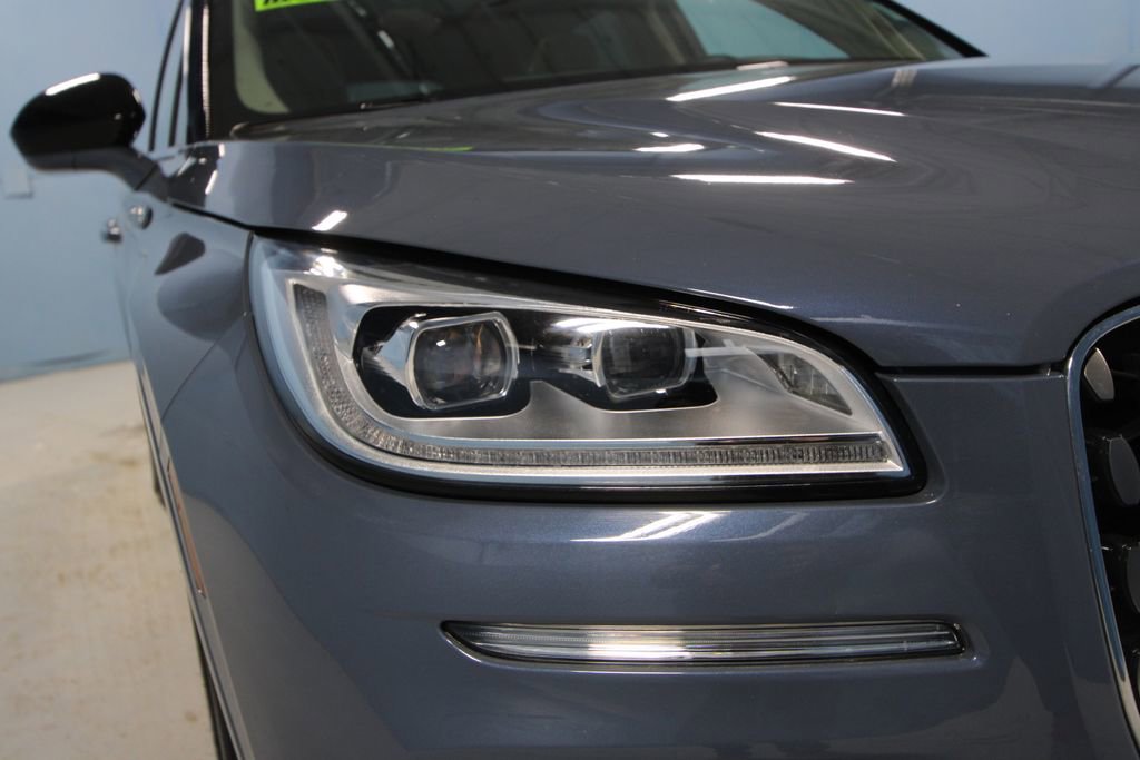 Used 2025 Lincoln Corsair Grand Touring w/ Towing Package image 35