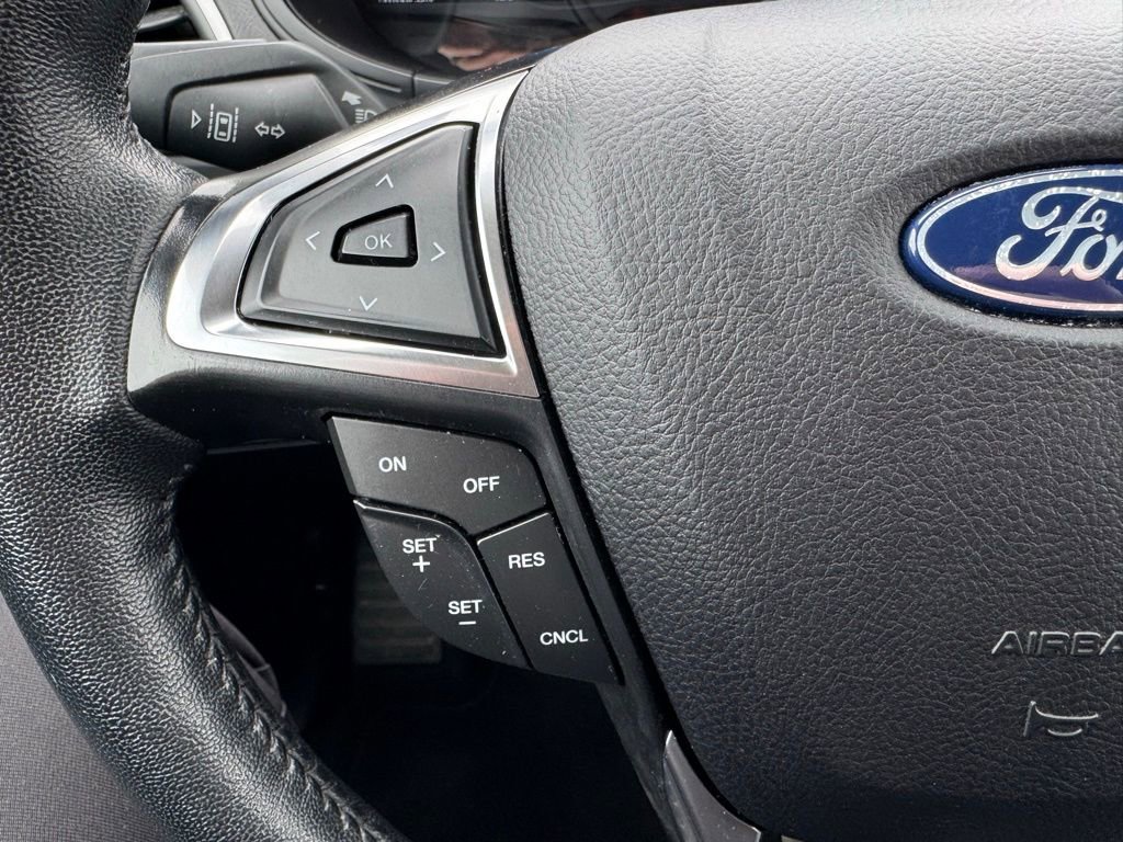 Used 2024 Ford Edge SEL image 12