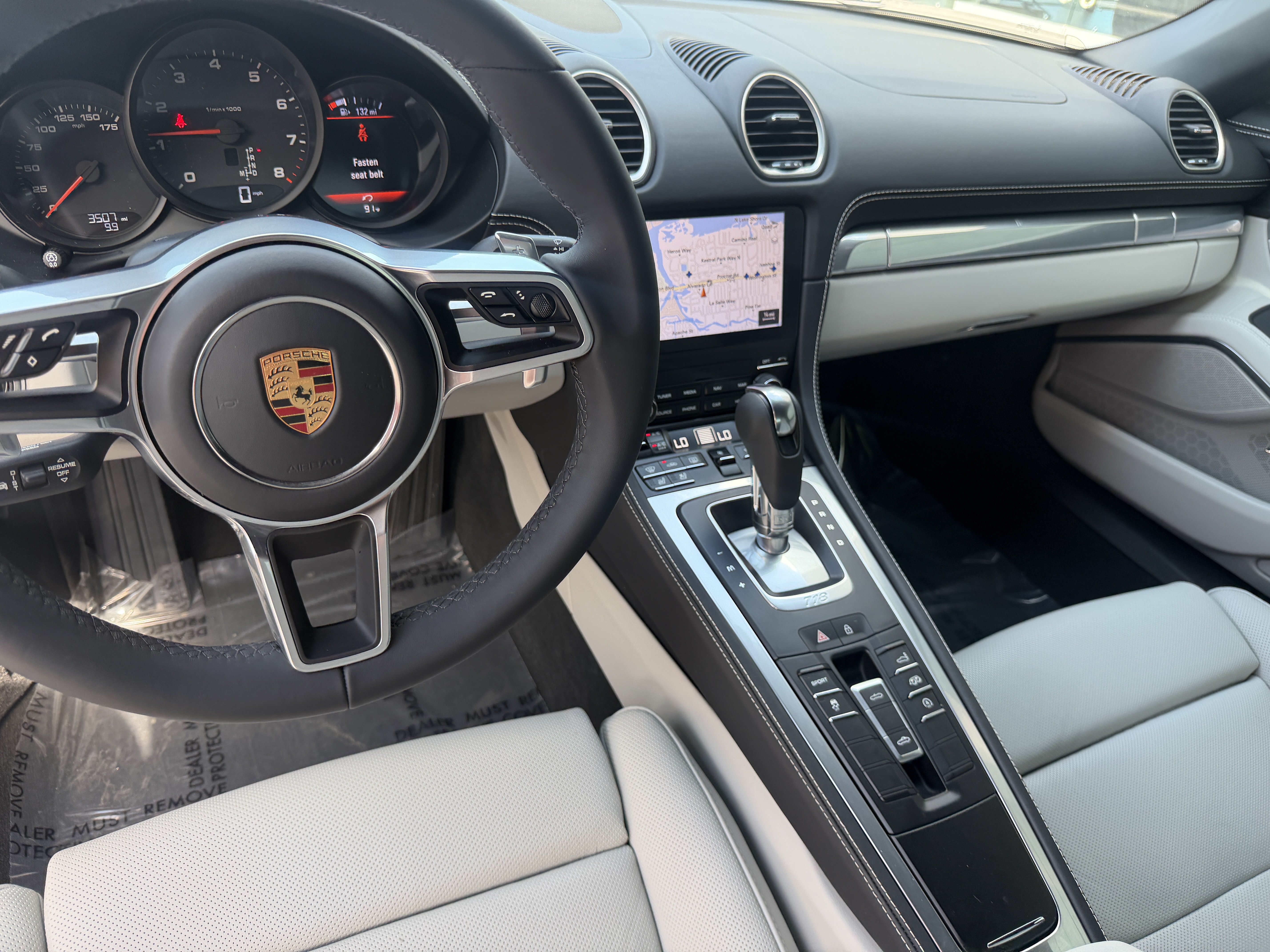 Certified 2024 Porsche 718 Boxster RWD image 15
