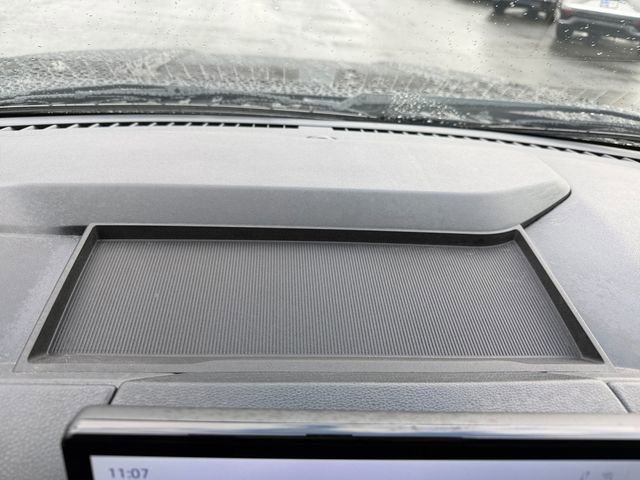 Used 2024 Ford Expedition XLT image 23