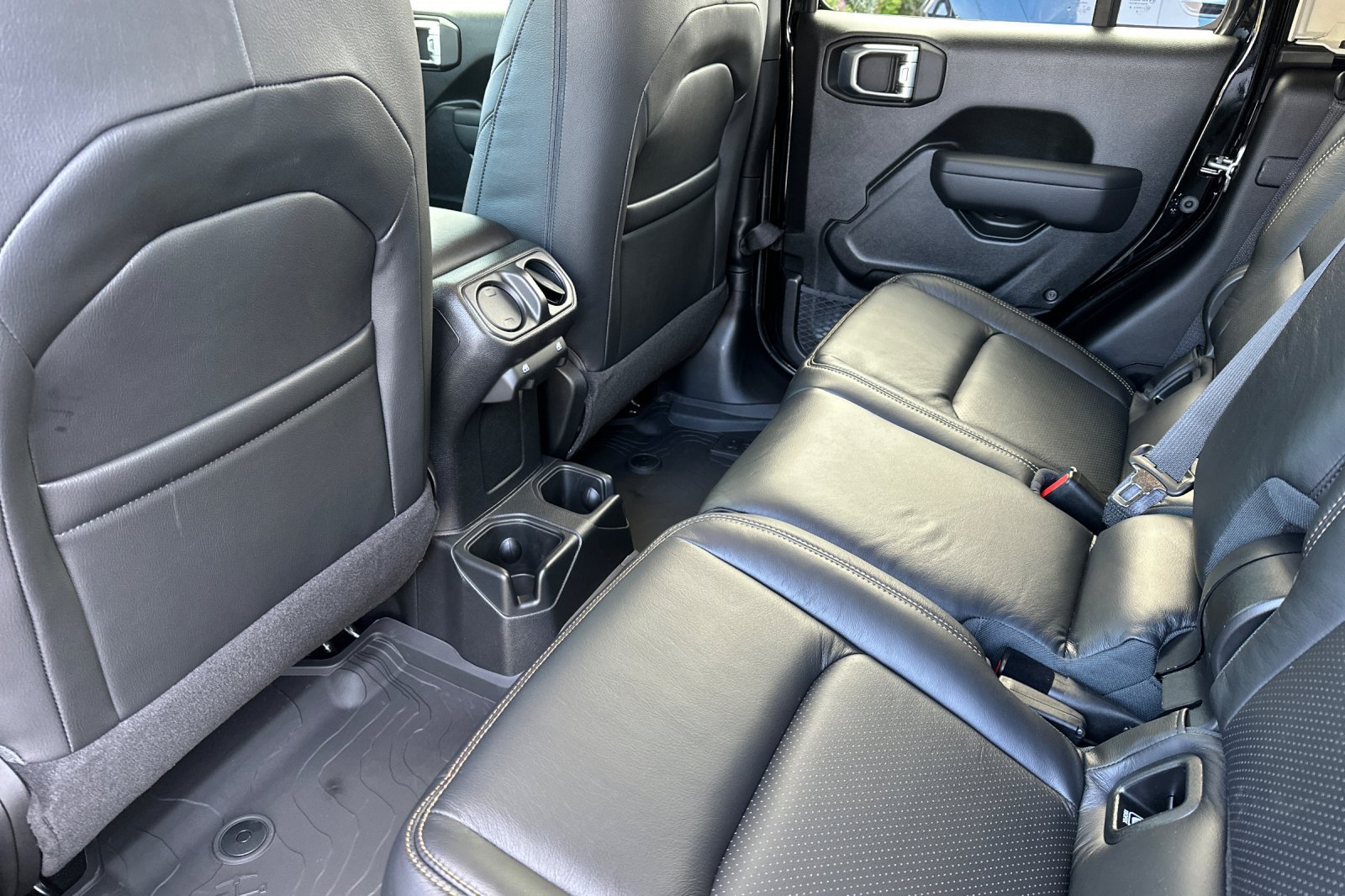 New 2026 Jeep Gladiator Sport AWD/4WD image 12