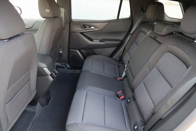 New 2026 Chevrolet Equinox LT FWD image 12