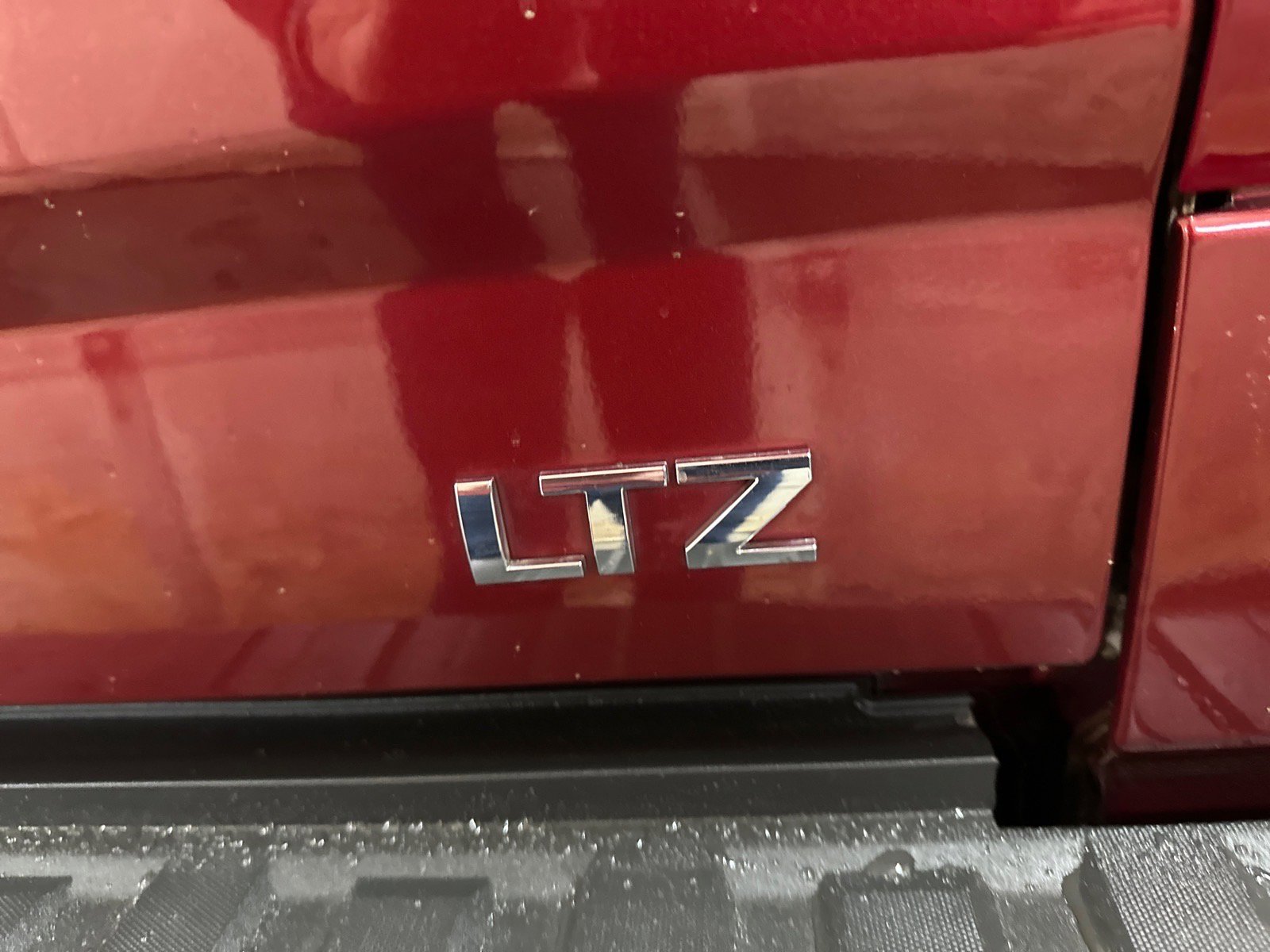 Used 2017 Chevrolet Silverado 1500 LTZ Z71 w/ LTZ Plus Package image 7