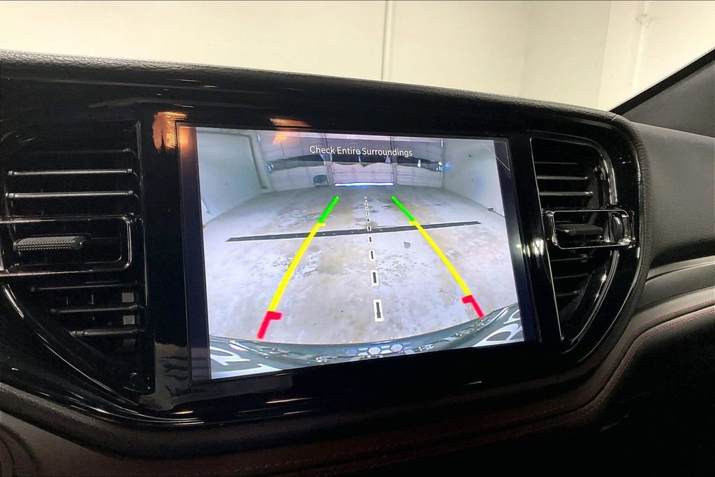 Used 2025 Dodge Durango R/T w/ Blacktop Package AWD/4WD image 27