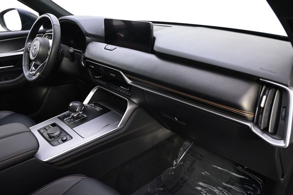 Certified 2024 MAZDA CX-90 Plug-In Hybrid w/ Premium Plus AWD/4WD image 15