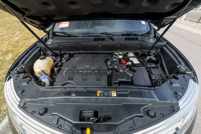 Used 2017 Lincoln MKX Reserve image 25