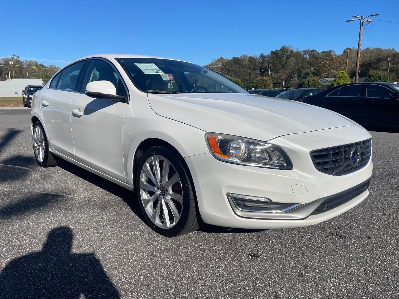 Used 2017 Volvo S60 T5 Inscription image 7