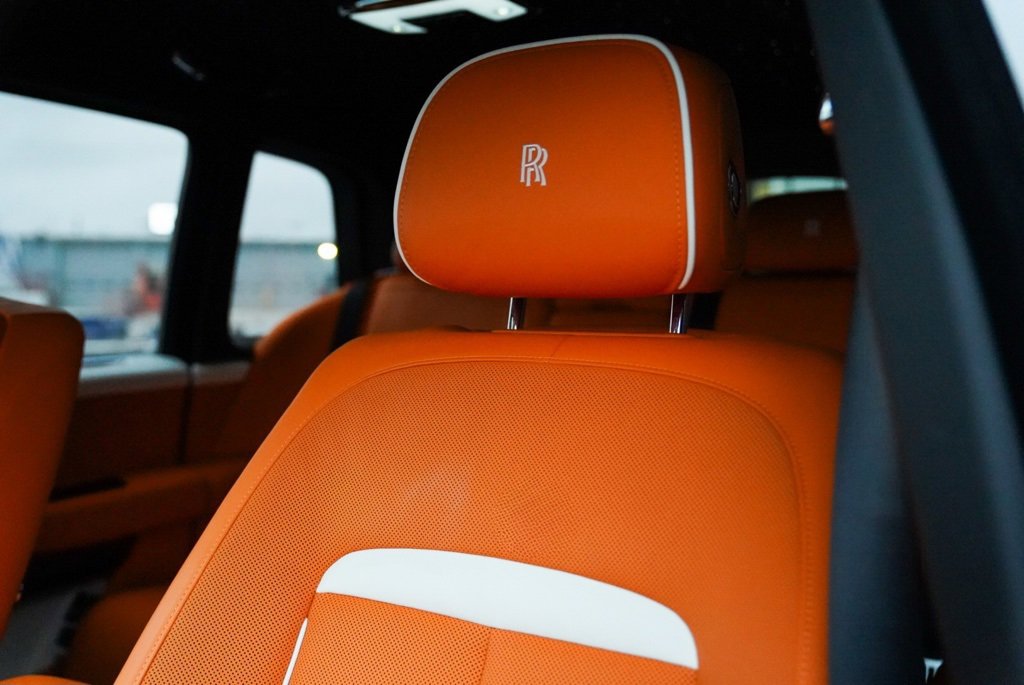 Certified 2024 Rolls-Royce Cullinan Black Badge w/ Driver's Package image 6