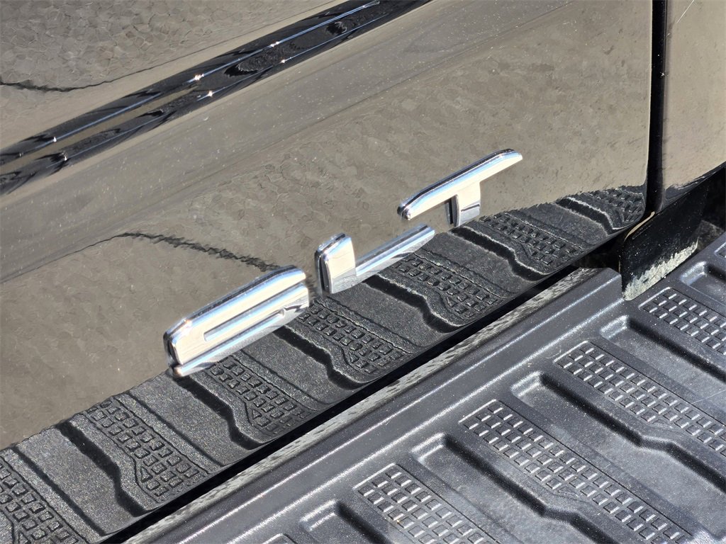 Used 2024 GMC Sierra 1500 SLT image 17