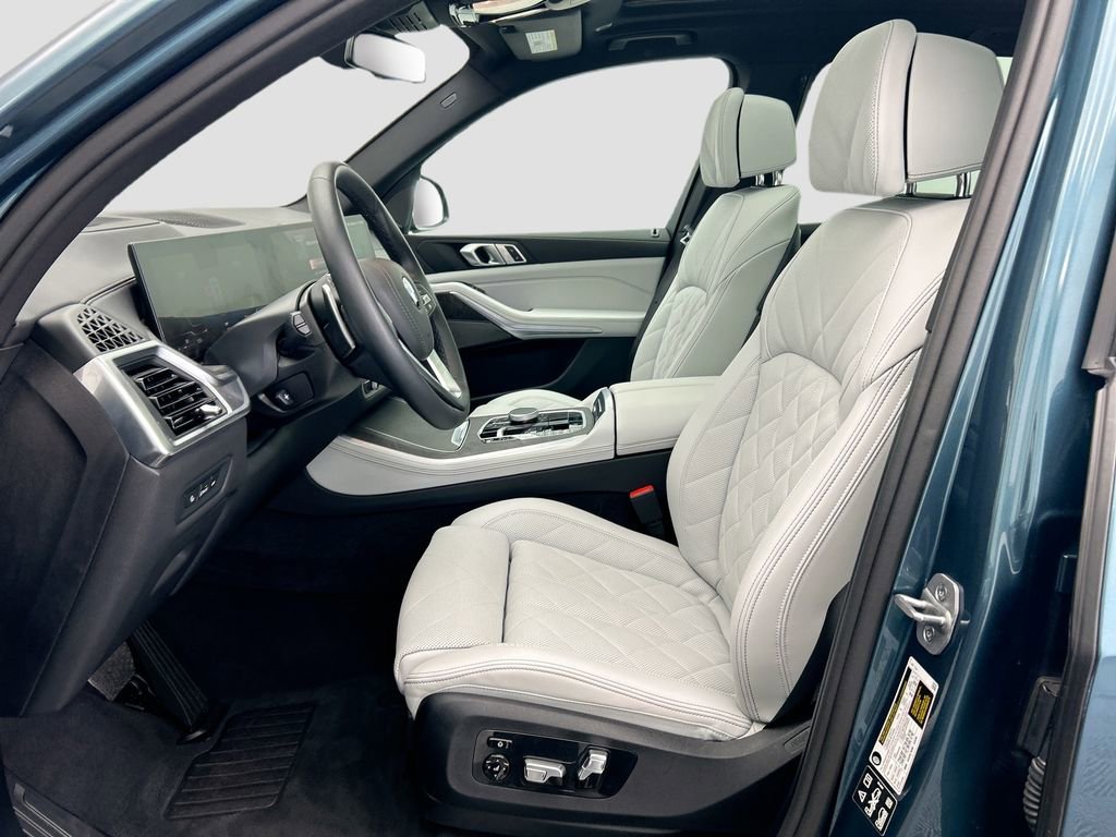 Certified 2026 BMW X5 xDrive40i w/ Climate Comfort Package image 18