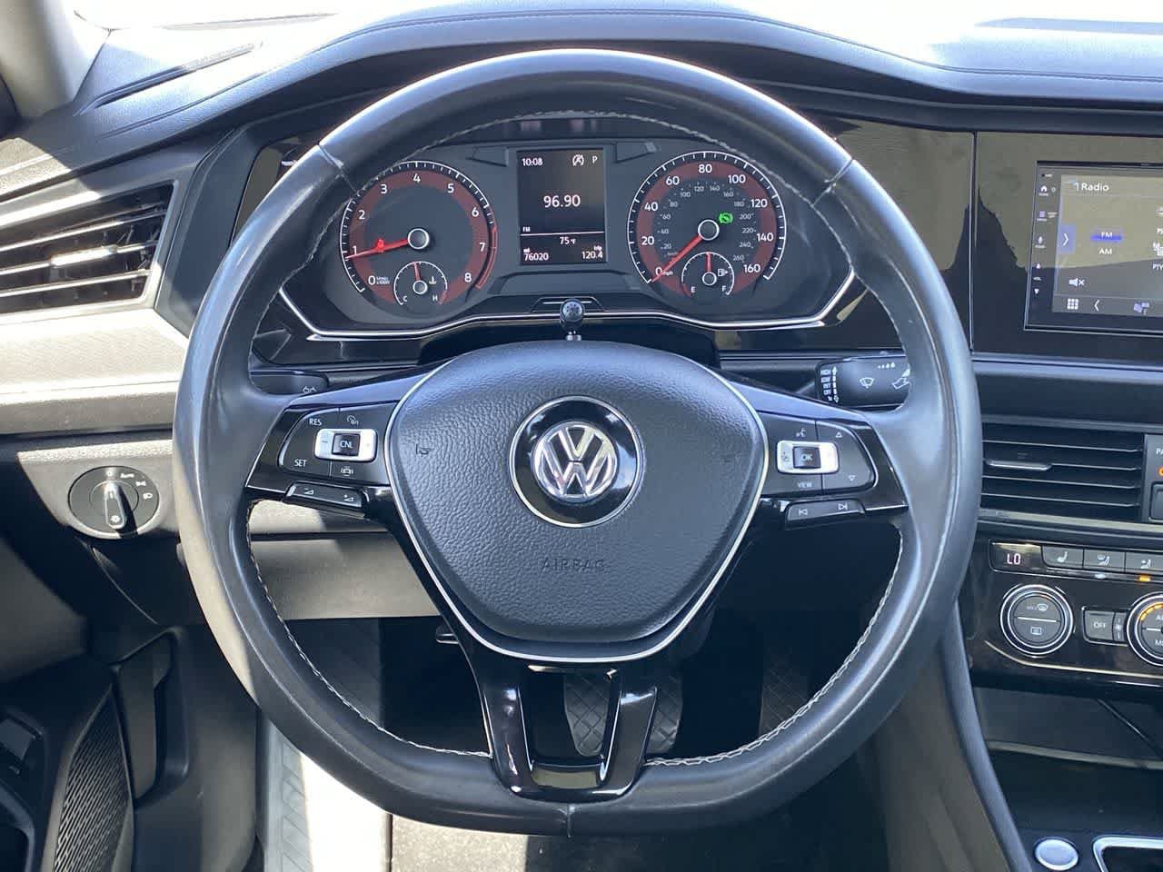 Used 2021 Volkswagen Jetta SE FWD image 14