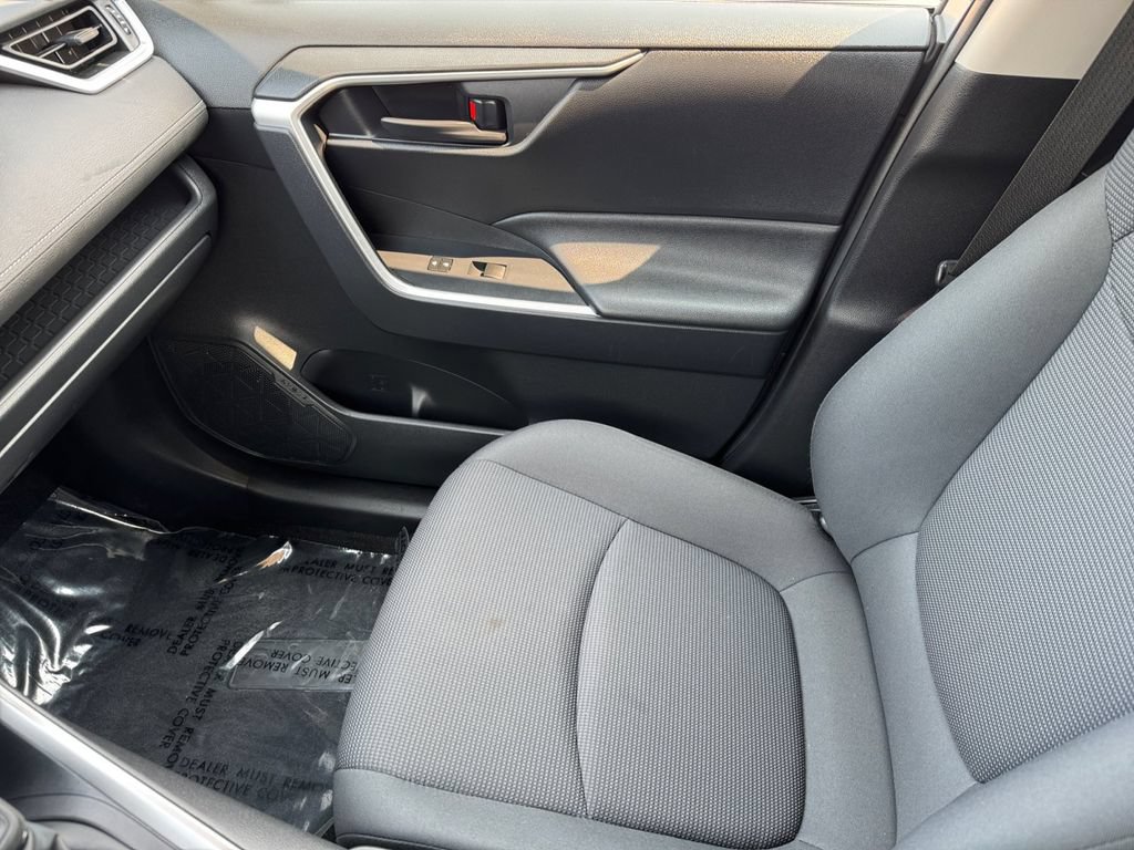 Certified 2019 Toyota RAV4 LE w/ All Weather Liner Package AWD/4WD image 30