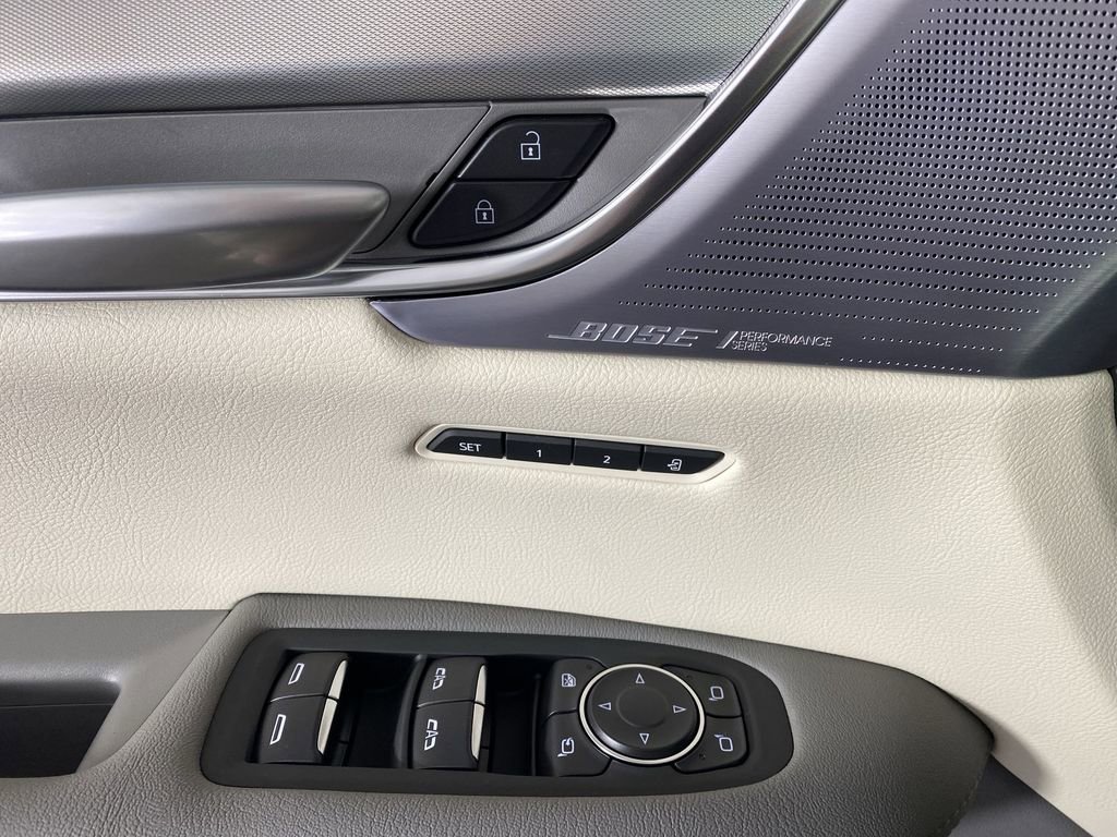 New 2025 Cadillac XT5 Premium Luxury image 24