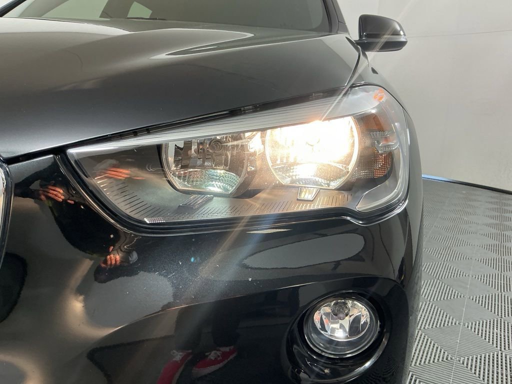 Used 2018 BMW X1 sDrive28i image 8