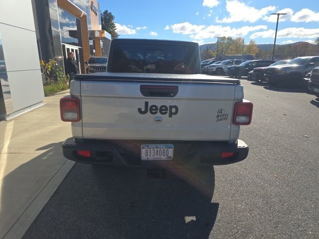 Certified 2023 Jeep Gladiator Willys image 5