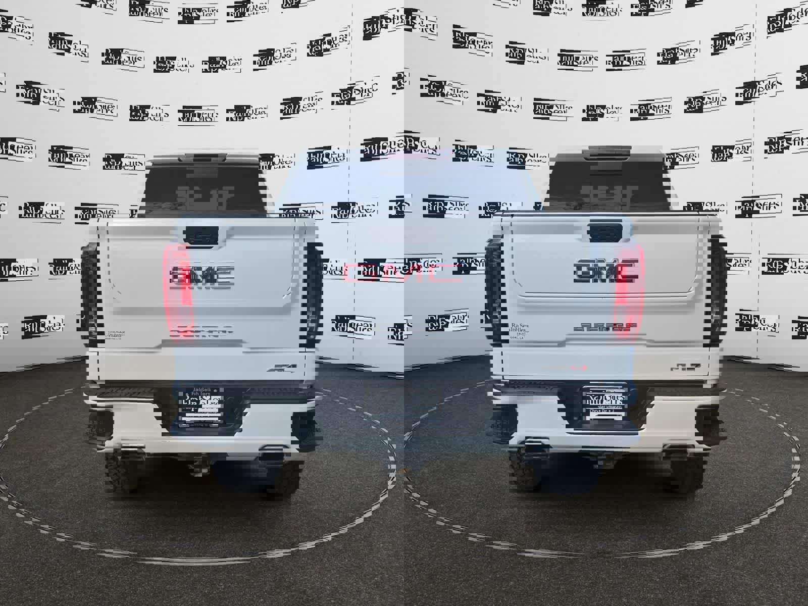 Used 2021 GMC Sierra 1500 AT4 w/ AT4 Preferred Package image 5