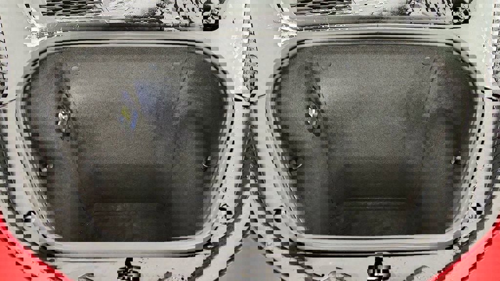 Used 2025 Chevrolet Corvette Stingray Preferred Cpe w/ Body-Color Dual Roof Package RWD image 28