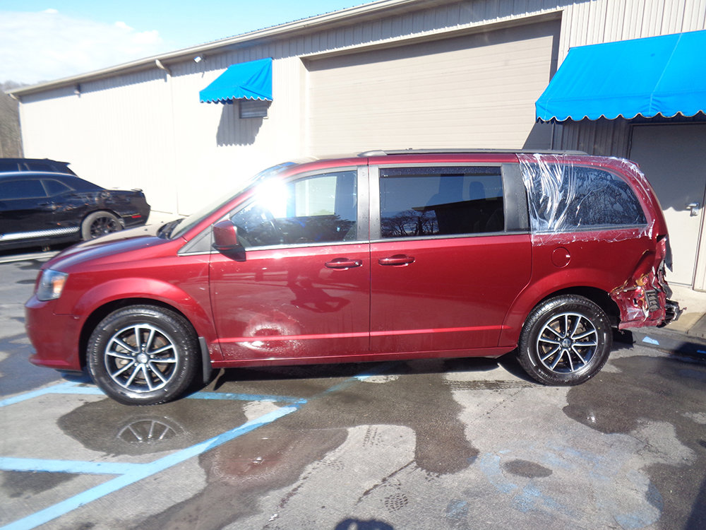Used 2019 Dodge Grand Caravan SE