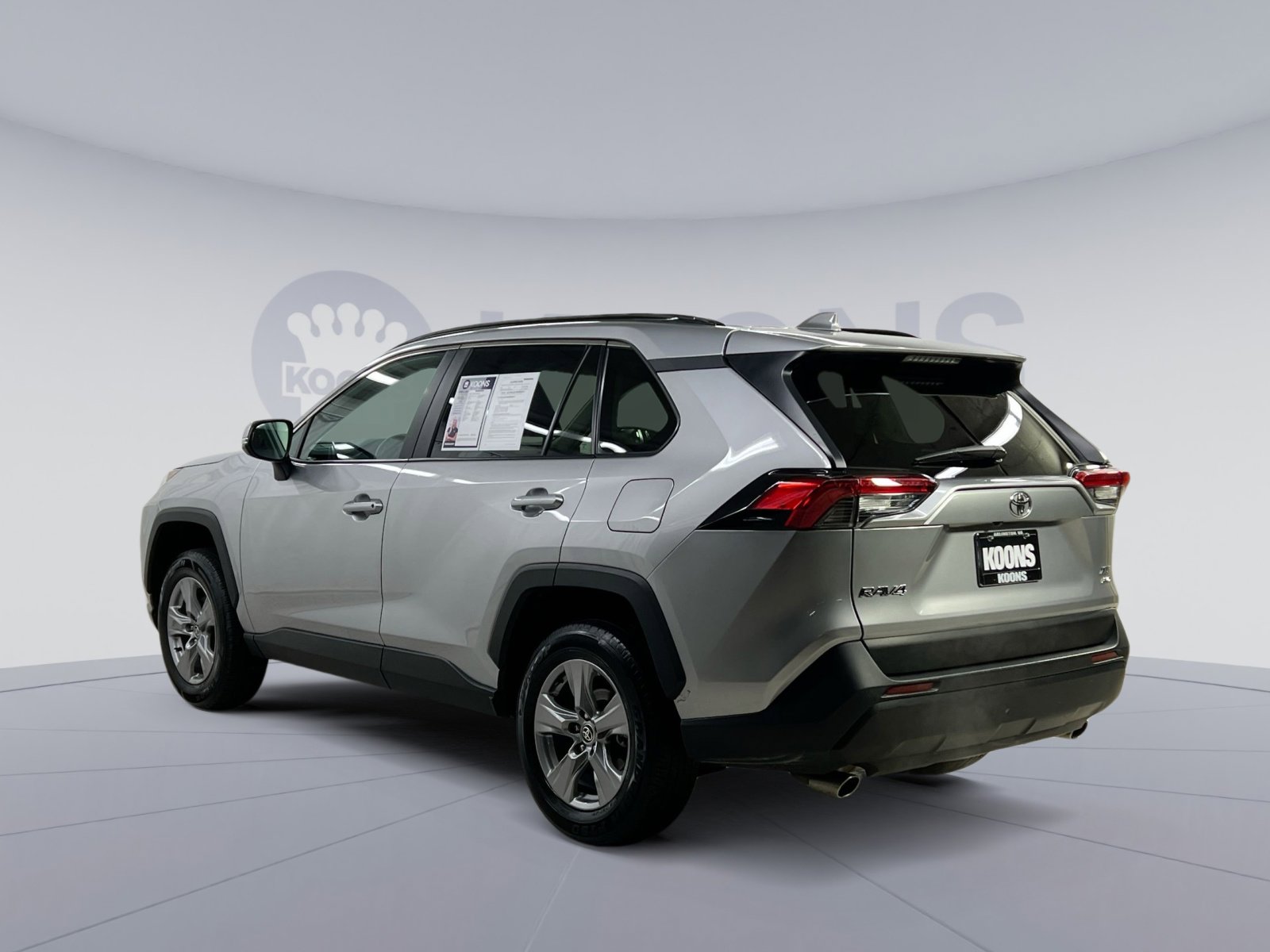 Used 2024 Toyota RAV4 XLE image 10