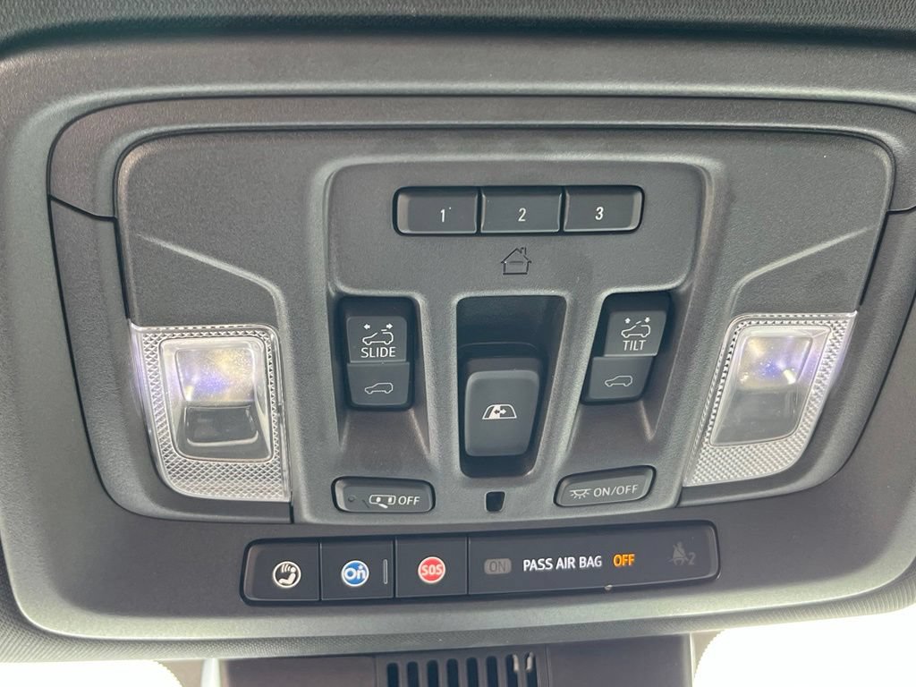 Used 2024 GMC Sierra 1500 AT4 w/ Technology Package AWD/4WD image 24