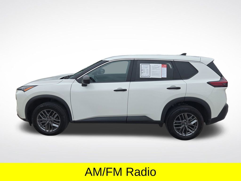Certified 2023 Nissan Rogue S AWD/4WD image 2