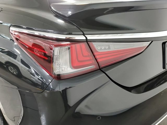 Used 2021 Lexus ES 250 w/ Premium Package AWD/4WD image 32