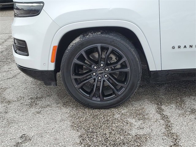 Used 2024 Jeep Grand Wagoneer L Series II w/ Quick Order Packagew 28T image 8