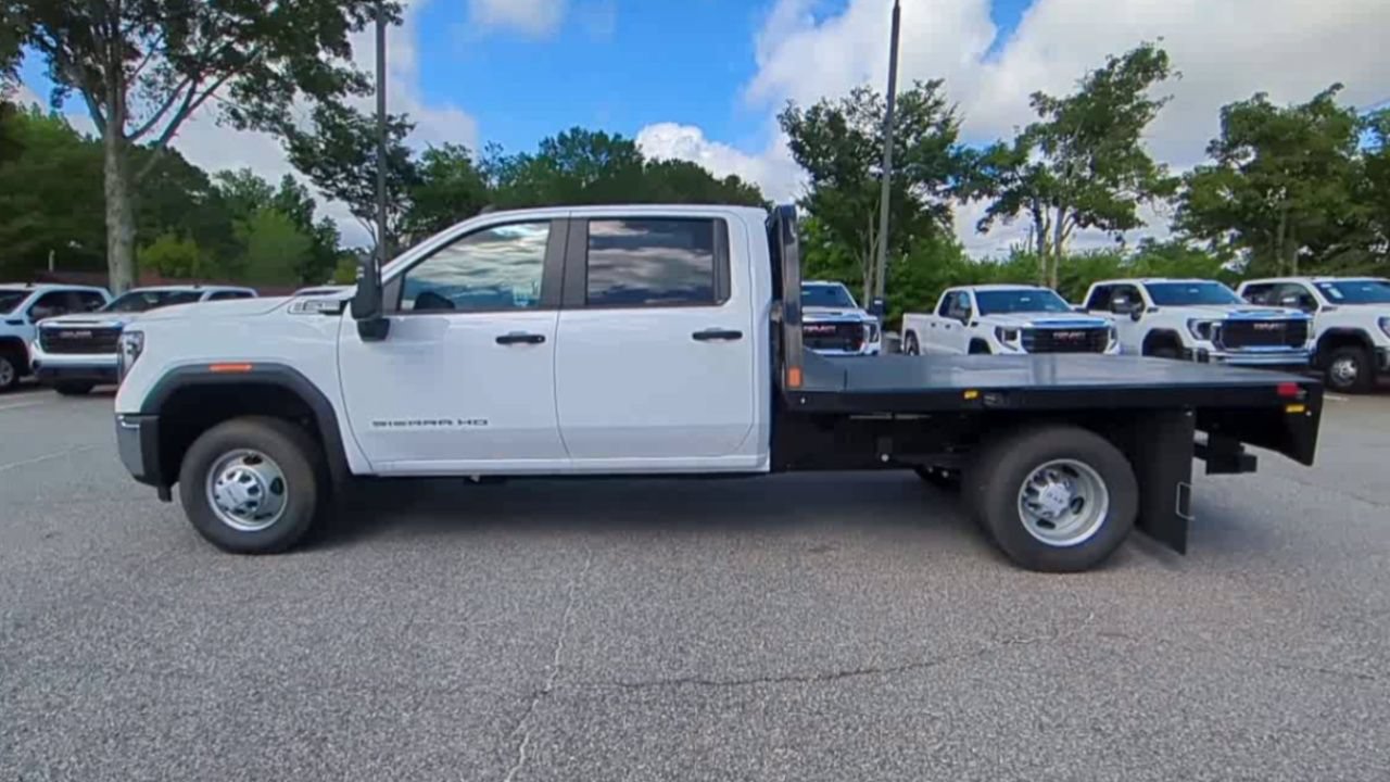 New 2025 GMC Sierra 3500 Pro w/ Convenience Package AWD/4WD image 5