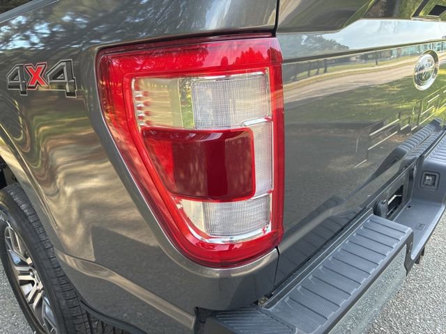 Used 2022 Ford F150 Lariat image 13