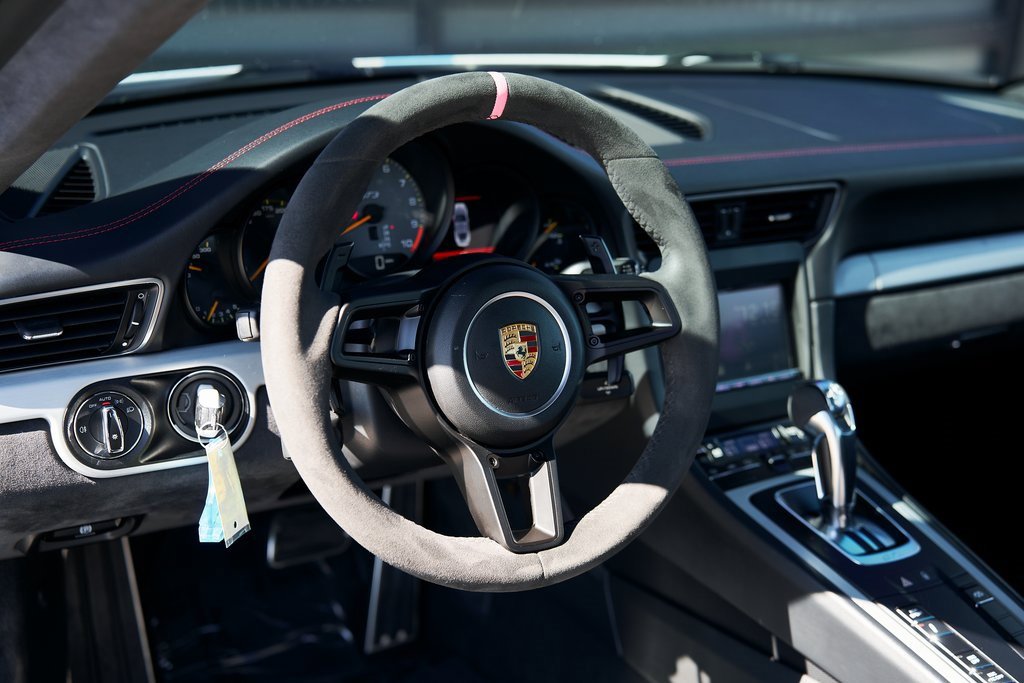 Used 2014 Porsche 911 GT3 image 30